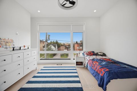 Photo 33 at 273C Ranee Avenue, Glen Park, Toronto