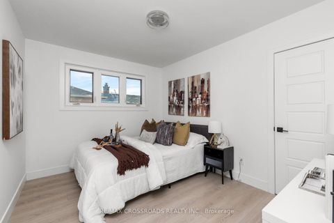 Photo 17 at 184 Laverock Avenue, Mill Pond, Richmond Hill
