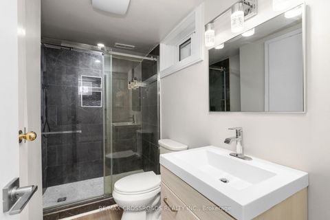 Photo 33 at 184 Laverock Avenue, Mill Pond, Richmond Hill