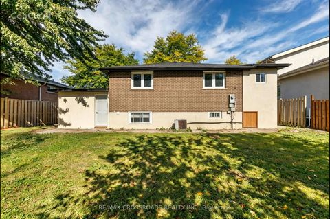 Photo 35 at 184 Laverock Avenue, Mill Pond, Richmond Hill