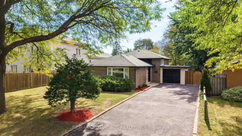 Photo 37 at 184 Laverock Avenue, Mill Pond, Richmond Hill