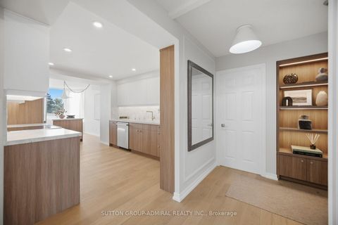 Photo 3 at 411 - 1 Aberfoyle Crescent, City Centre West, Toronto