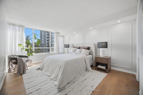 Photo 12 at 411 - 1 Aberfoyle Crescent, City Centre West, Toronto