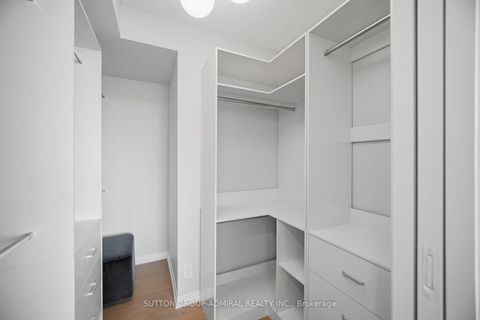 Photo 14 at 411 - 1 Aberfoyle Crescent, City Centre West, Toronto