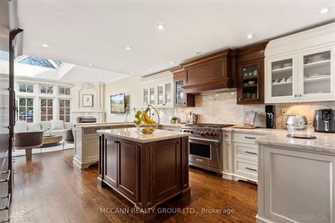 Photo 13 at 27 Strathgowan Crescent, Lawrence Park South, Toronto