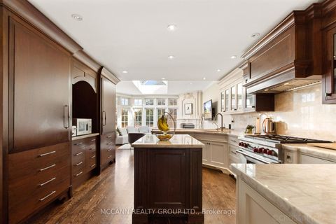 Photo 14 at 27 Strathgowan Crescent, Lawrence Park South, Toronto