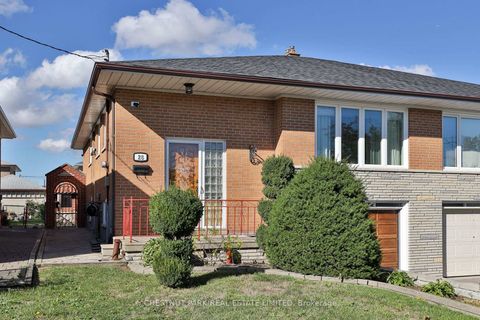 Photo 1 at 28 Charrington Crescent, Jane Heights, Toronto