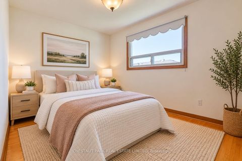 Photo 16 at 28 Charrington Crescent, Jane Heights, Toronto