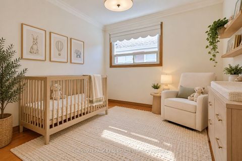 Photo 18 at 28 Charrington Crescent, Jane Heights, Toronto