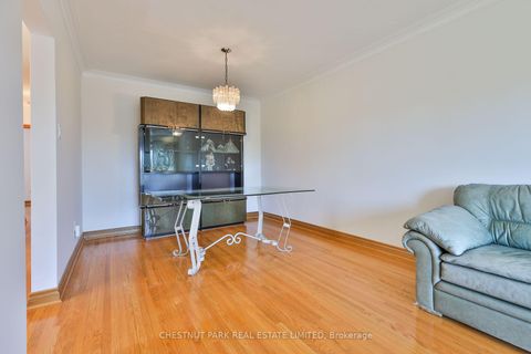 Photo 28 at 28 Charrington Crescent, Jane Heights, Toronto