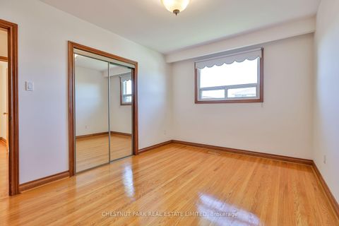 Photo 31 at 28 Charrington Crescent, Jane Heights, Toronto