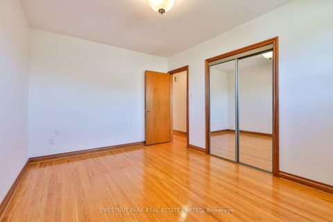 Photo 32 at 28 Charrington Crescent, Jane Heights, Toronto