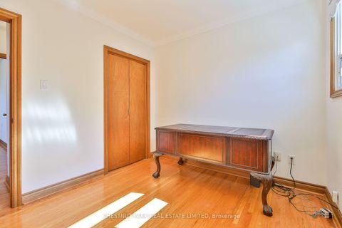 Photo 36 at 28 Charrington Crescent, Jane Heights, Toronto