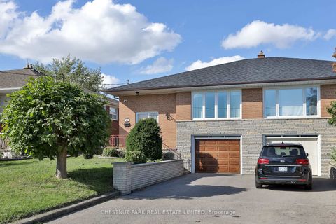 Photo 42 at 28 Charrington Crescent, Jane Heights, Toronto