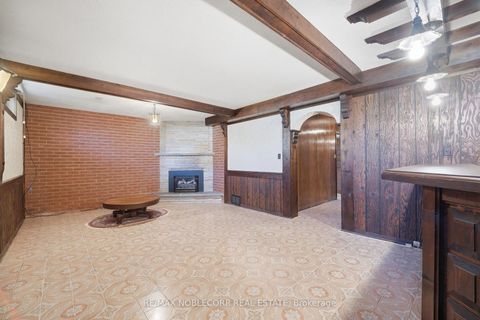 Photo 29 at 4 Warlingham Court, West Deane, Toronto
