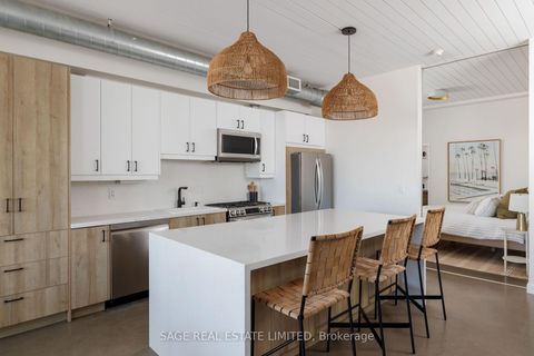 Photo 9 at 401 - 747 Queen Street E, South Riverdale, Toronto