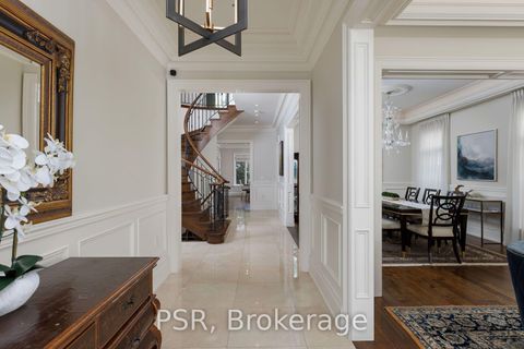 Photo 3 at 94 Munro Boulevard, Windfields, Toronto