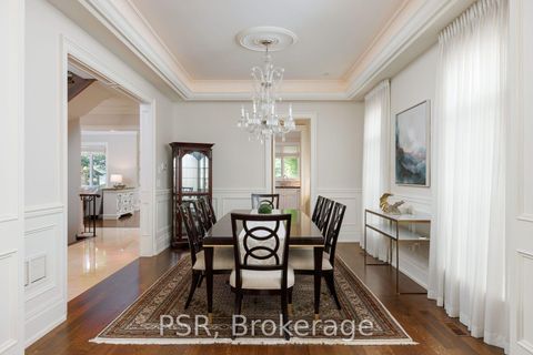 Photo 8 at 94 Munro Boulevard, Windfields, Toronto