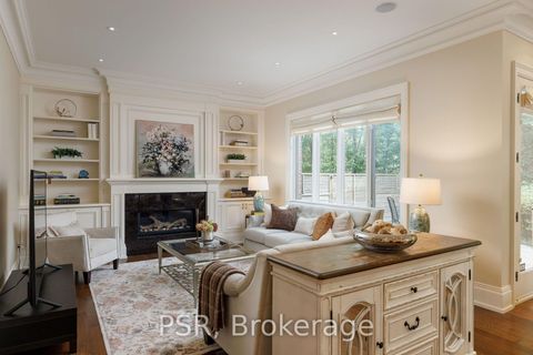 Photo 10 at 94 Munro Boulevard, Windfields, Toronto