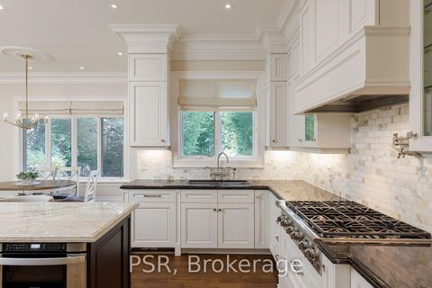 Photo 17 at 94 Munro Boulevard, Windfields, Toronto