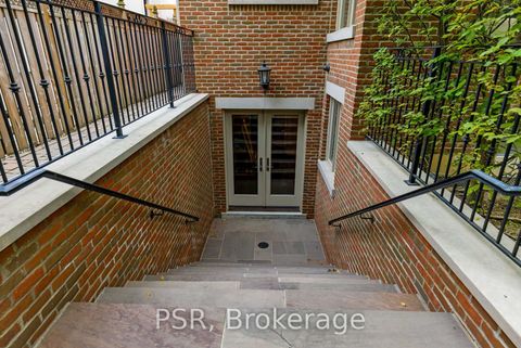 Photo 47 at 94 Munro Boulevard, Windfields, Toronto