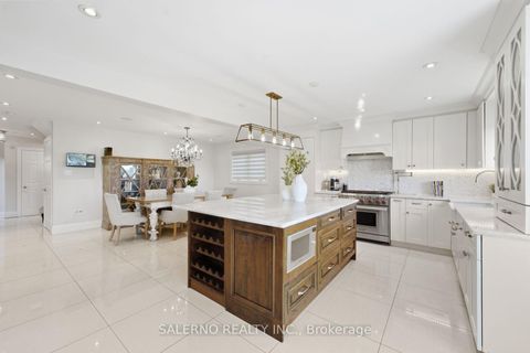 Photo 11 at 192 Veneto Drive, Vaughan Grove, Vaughan