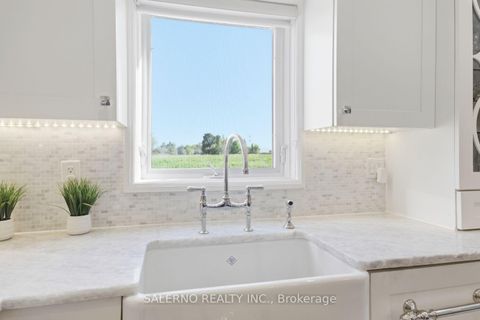 Photo 13 at 192 Veneto Drive, Vaughan Grove, Vaughan