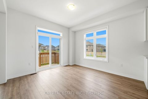 Photo 15 at 2 George Ellis Drive, Keswick North, Georgina