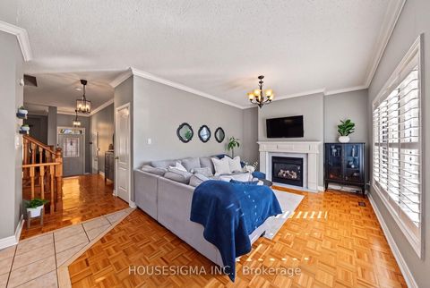 Photo 19 at 23 Battleford Avenue, Vellore Village, Vaughan