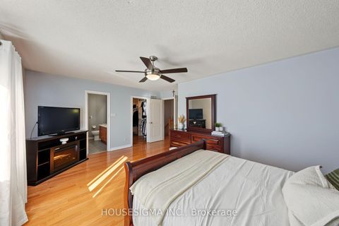 Photo 25 at 23 Battleford Avenue, Vellore Village, Vaughan