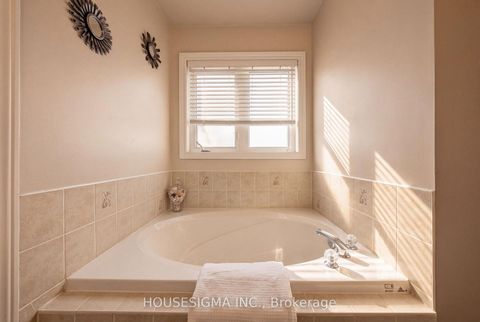 Photo 27 at 23 Battleford Avenue, Vellore Village, Vaughan