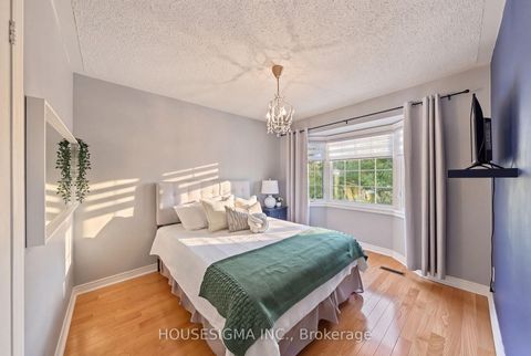 Photo 28 at 23 Battleford Avenue, Vellore Village, Vaughan