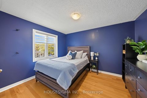 Photo 31 at 23 Battleford Avenue, Vellore Village, Vaughan