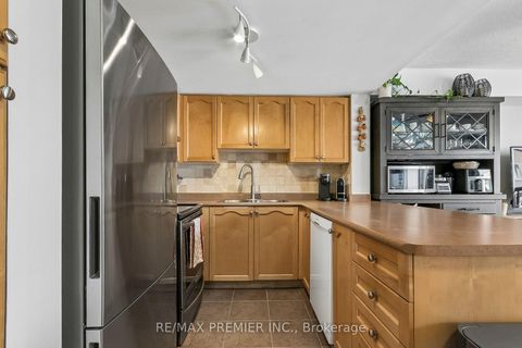 Photo 3 at 2152 - 105 George Appleton Way, CFB, Toronto