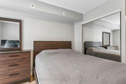 Photo 18 at 2152 - 105 George Appleton Way, CFB, Toronto