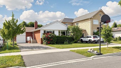 Photo 1 at 32 Allonsius Drive, West Deane, Toronto