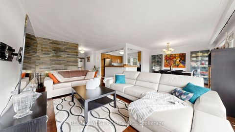 Photo 7 at 32 Allonsius Drive, West Deane, Toronto