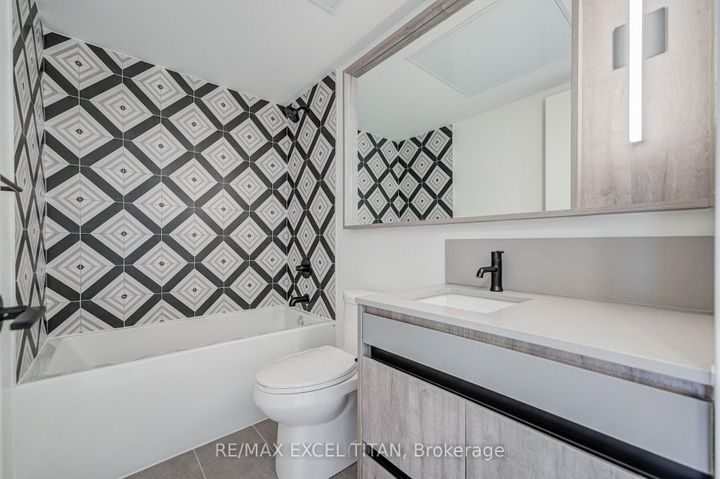 Photo 18 at 416 - 5 Lakeview Avenue, Bellwoods, Toronto