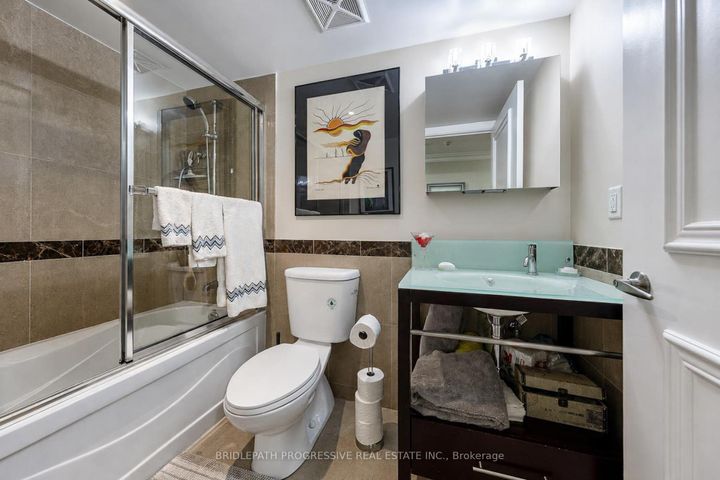 Photo 4 at 307 - 650 Sheppard Avenue E, Bayview Village, Toronto