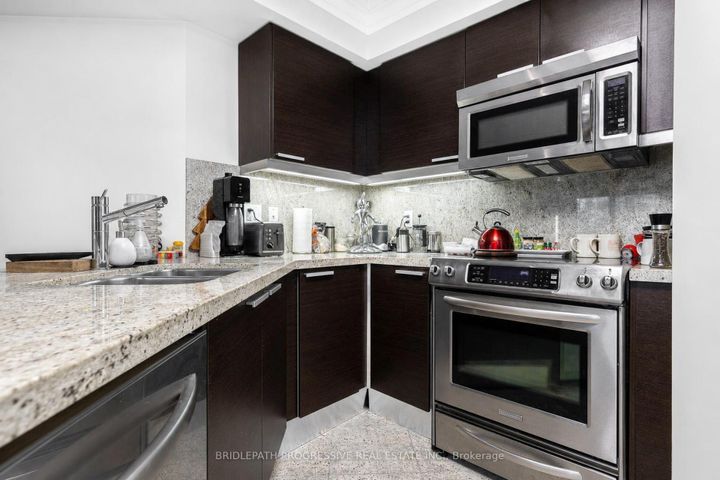 Photo 7 at 307 - 650 Sheppard Avenue E, Bayview Village, Toronto