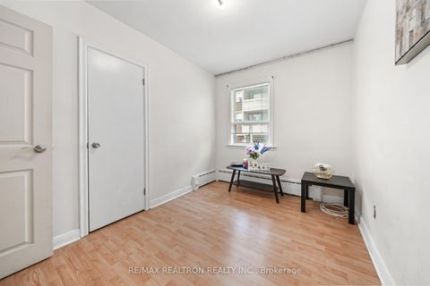 Photo 10 at 68 Elfreda Boulevard, Birchmount, Toronto