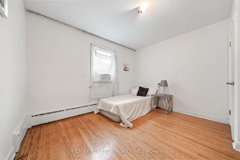 Photo 17 at 68 Elfreda Boulevard, Birchmount, Toronto