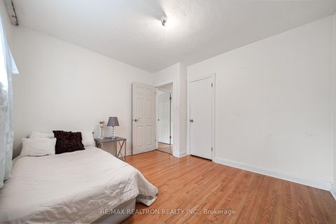 Photo 18 at 68 Elfreda Boulevard, Birchmount, Toronto