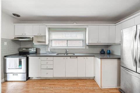 Photo 19 at 68 Elfreda Boulevard, Birchmount, Toronto
