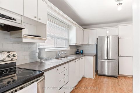 Photo 21 at 68 Elfreda Boulevard, Birchmount, Toronto