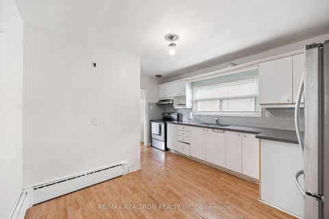 Photo 22 at 68 Elfreda Boulevard, Birchmount, Toronto