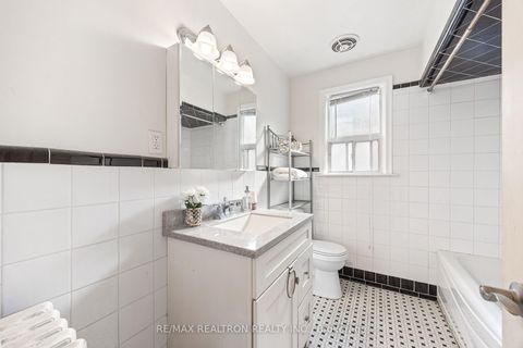 Photo 24 at 68 Elfreda Boulevard, Birchmount, Toronto