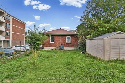 Photo 37 at 68 Elfreda Boulevard, Birchmount, Toronto