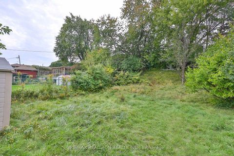 Photo 38 at 68 Elfreda Boulevard, Birchmount, Toronto