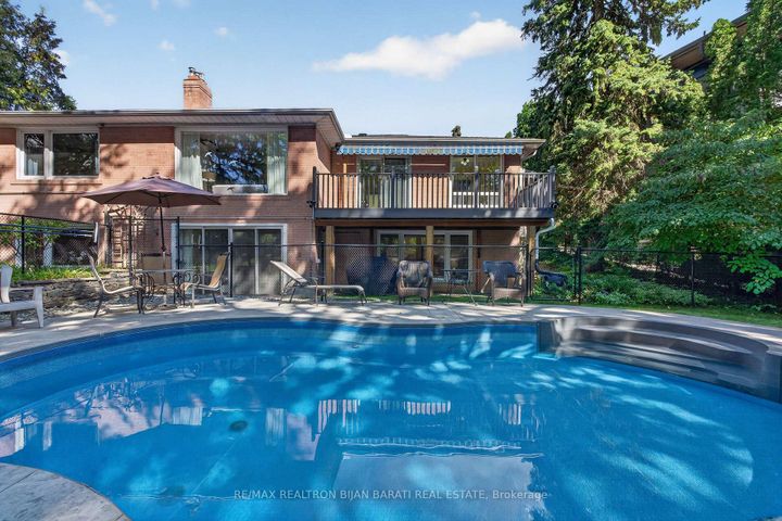 Photo 42 at 22 Brucedale Crescent, Bayview Village, Toronto